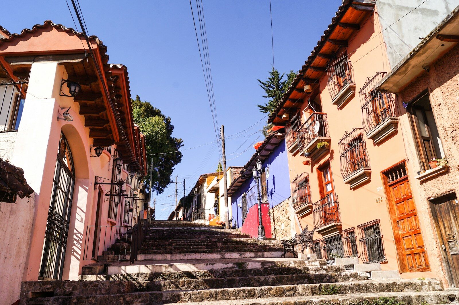 a set of steps leading up to a building